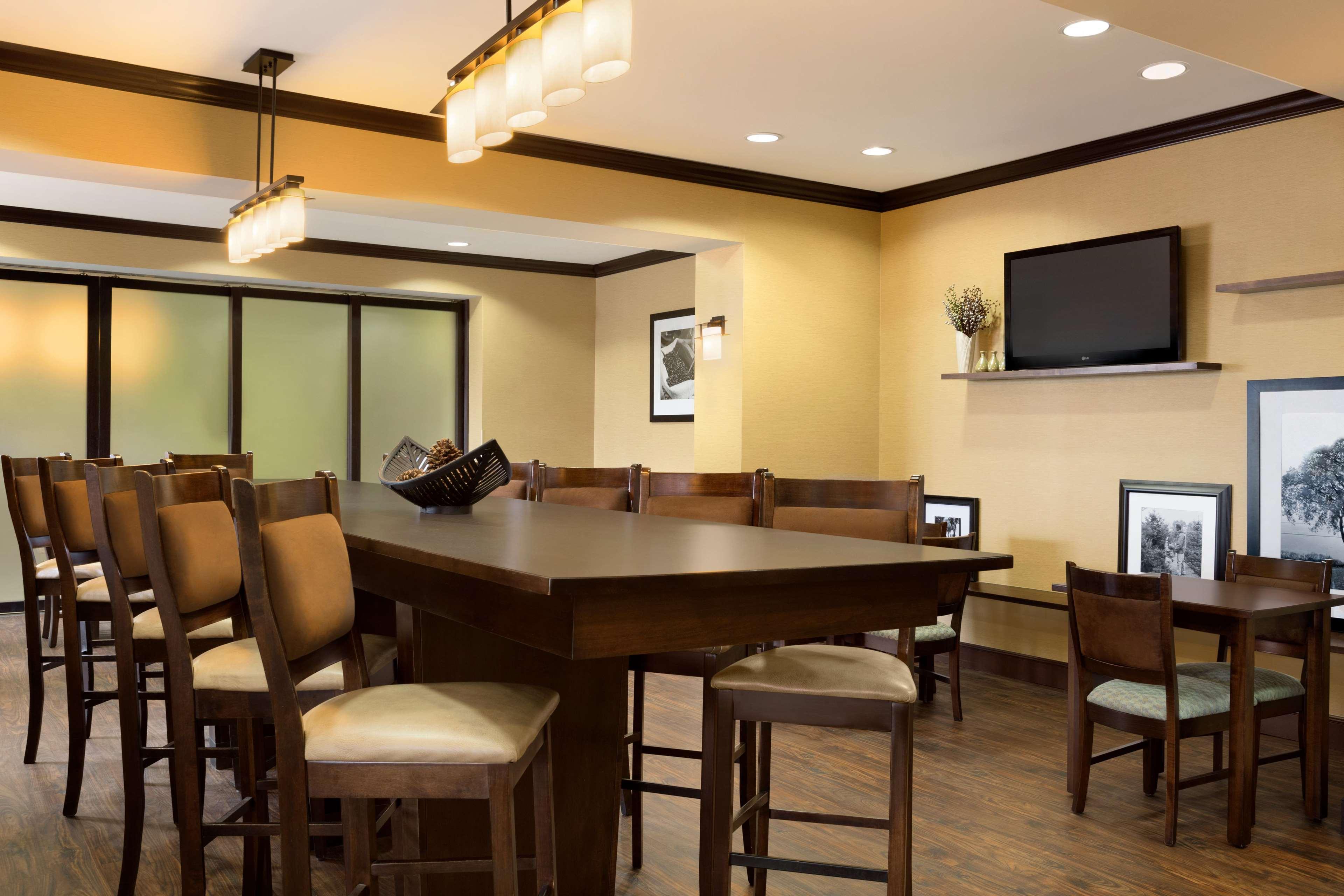 Hampton Inn Stow Ngoại thất bức ảnh