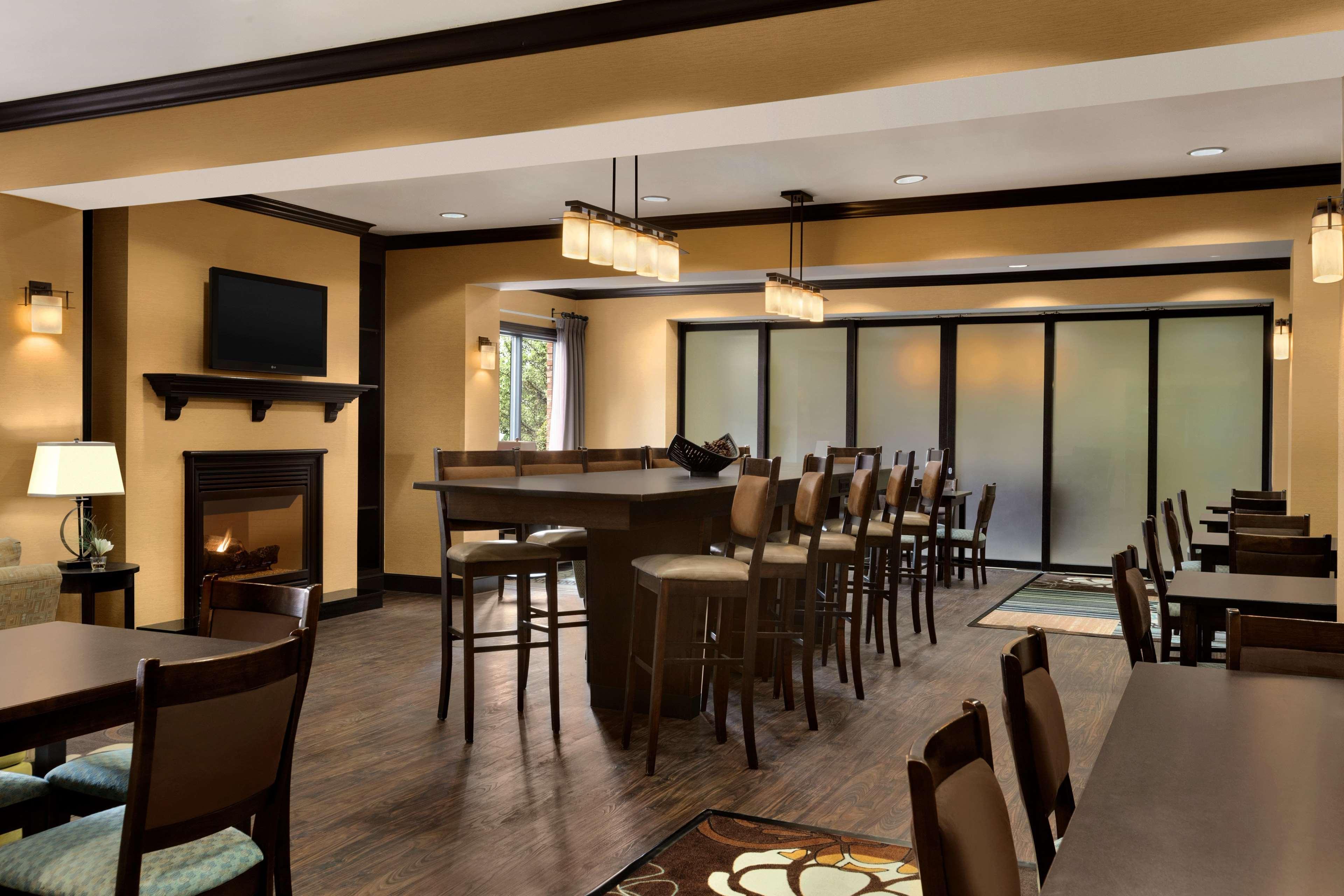 Hampton Inn Stow Ngoại thất bức ảnh