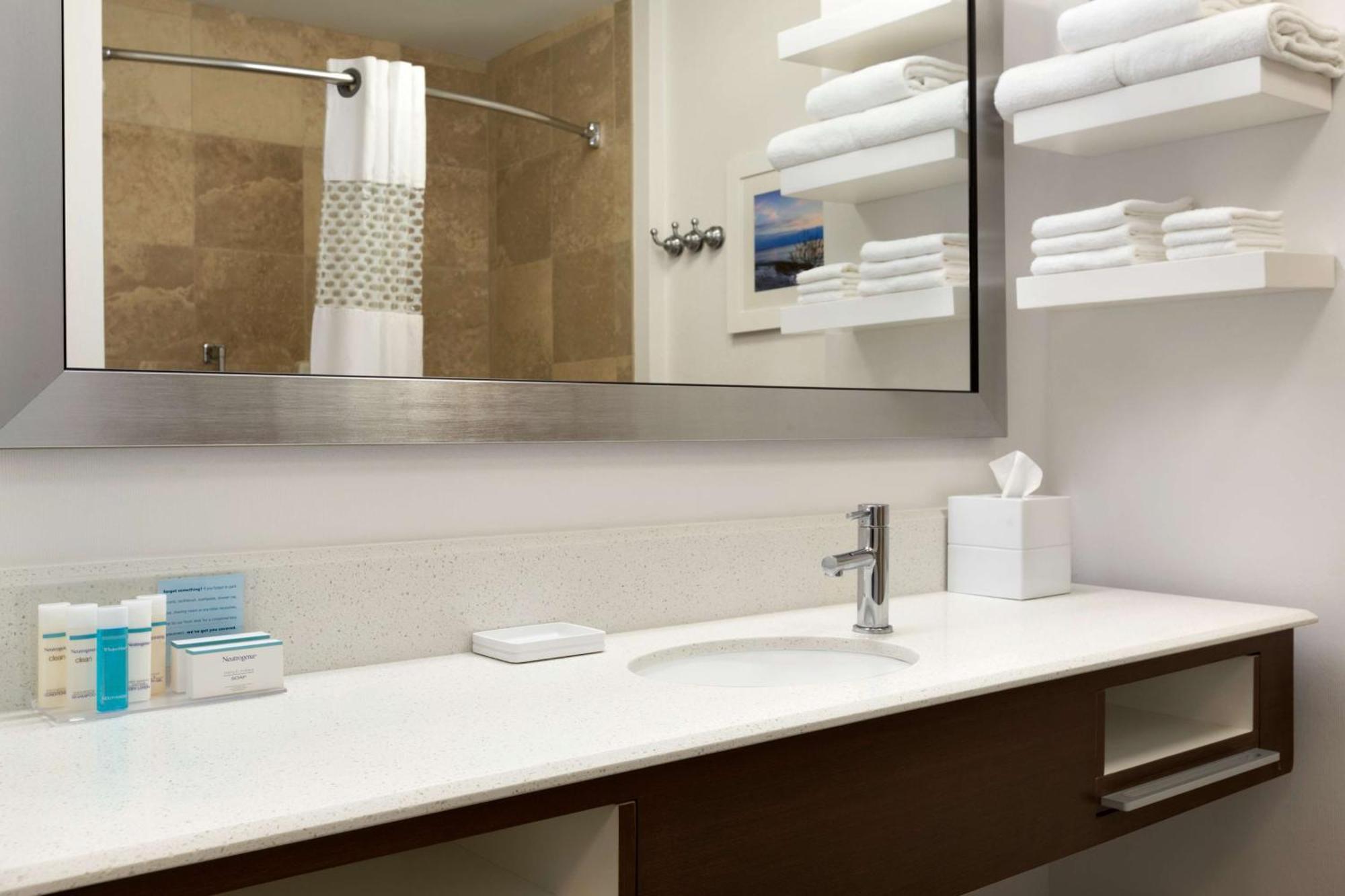 Hampton Inn Stow Ngoại thất bức ảnh