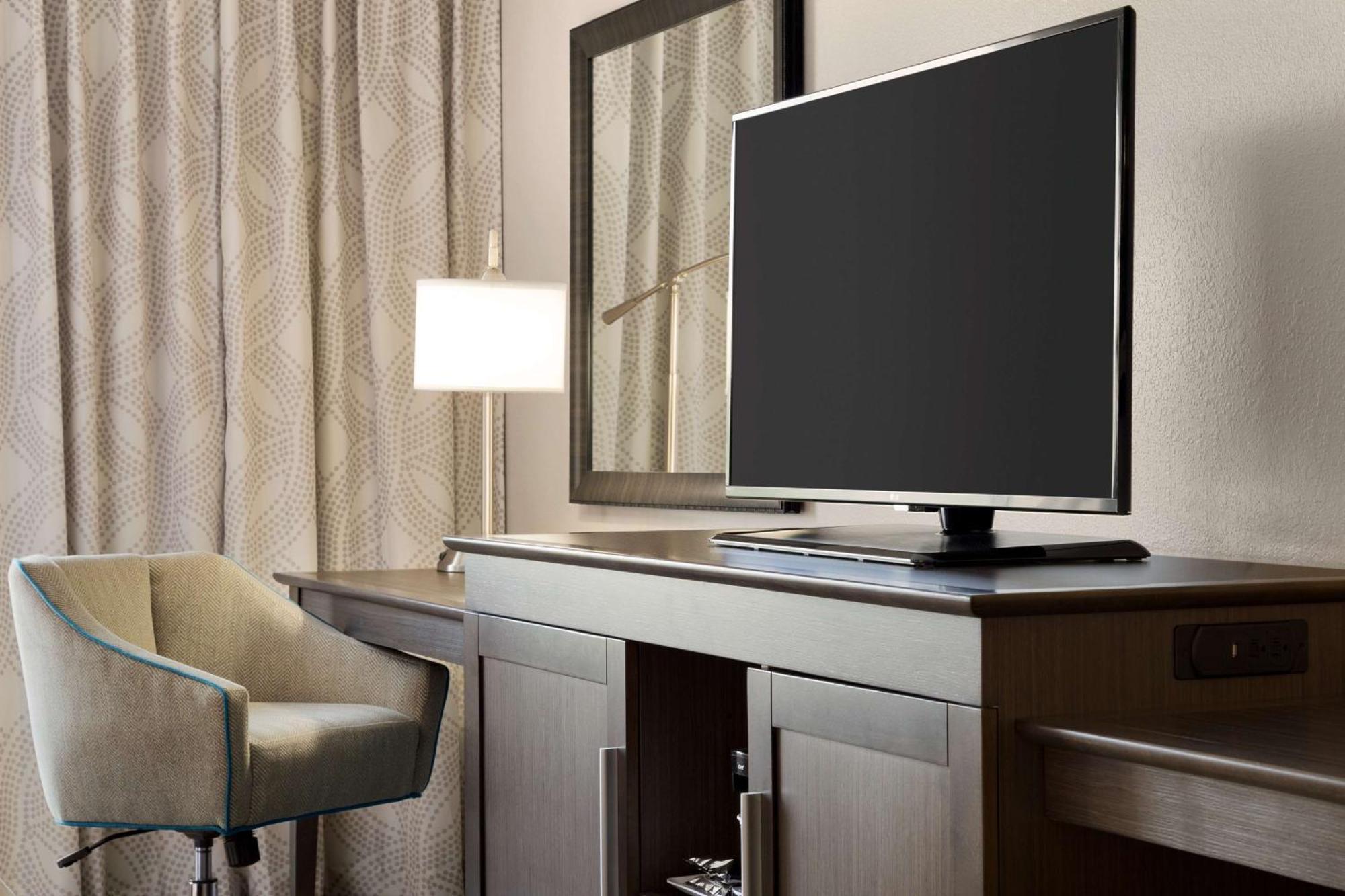 Hampton Inn Stow Ngoại thất bức ảnh