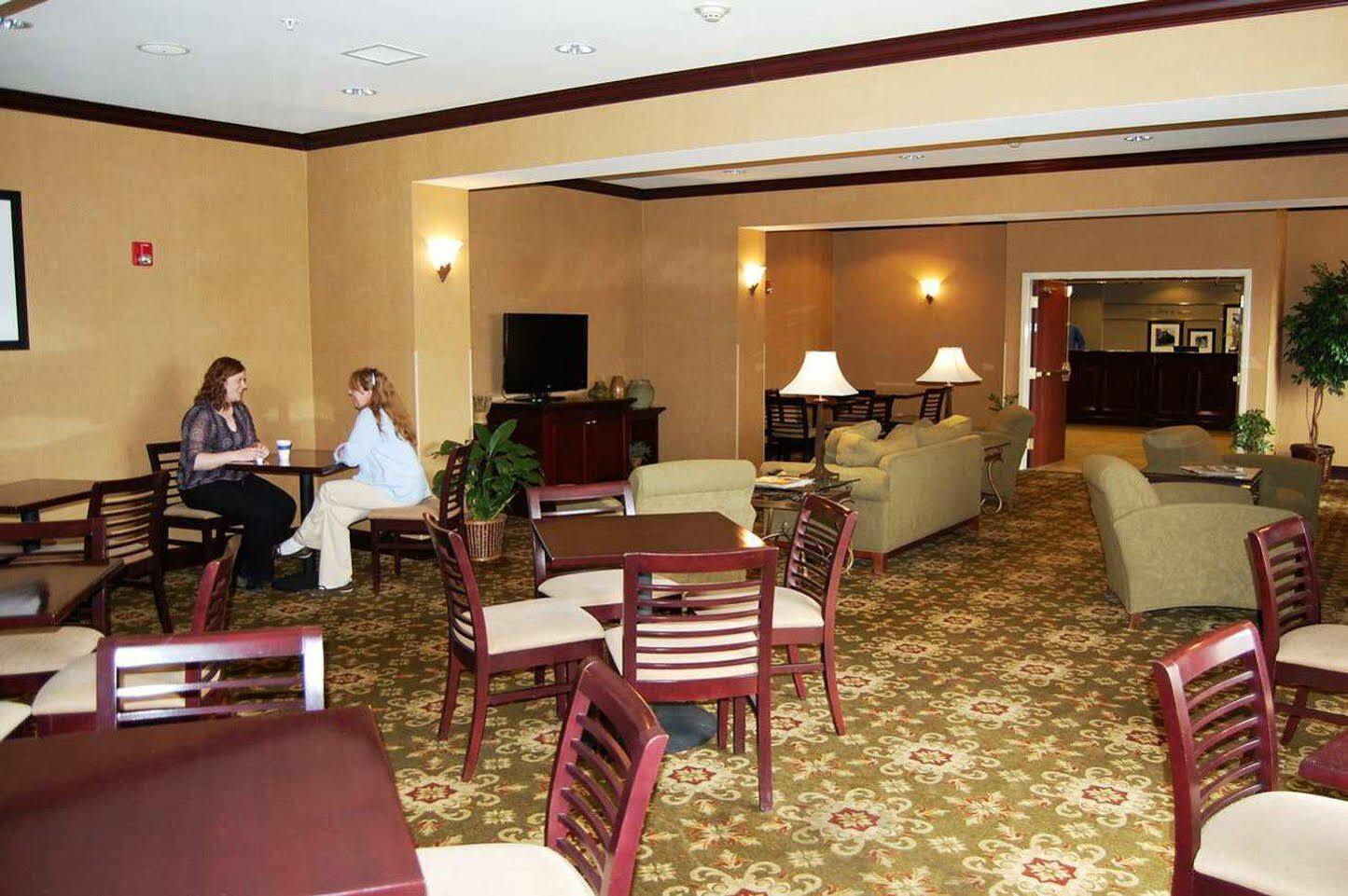 Hampton Inn Stow Ngoại thất bức ảnh