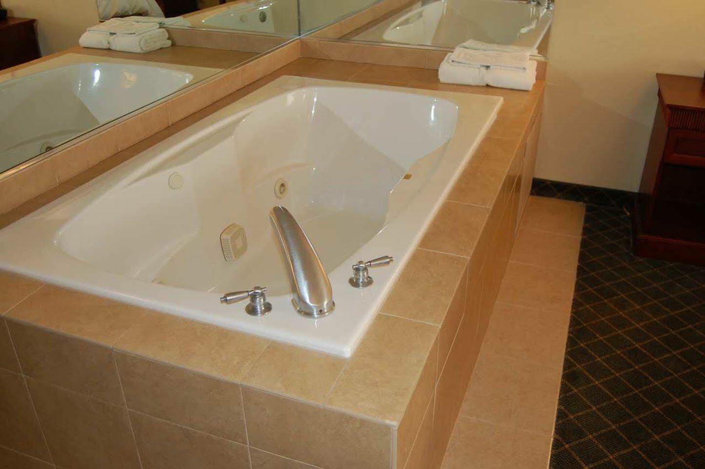 Hampton Inn Stow Ngoại thất bức ảnh
